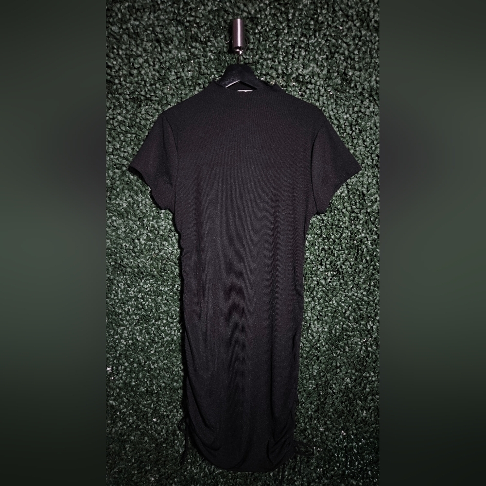 Elegant Black Midi Dress